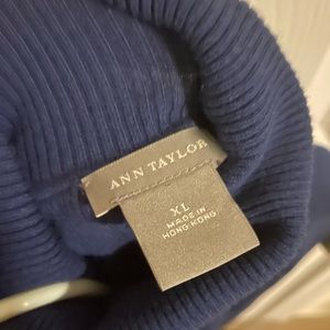 Navy Blue Ribbed Turtleneck by Ann Taylor (XL)